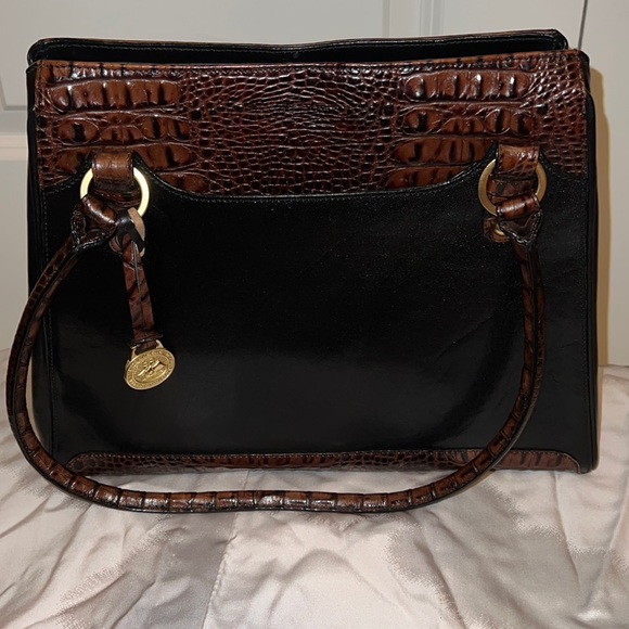 Brahmin Handbags - Authentic Brahmin shoulder handbag in excellent condition.
